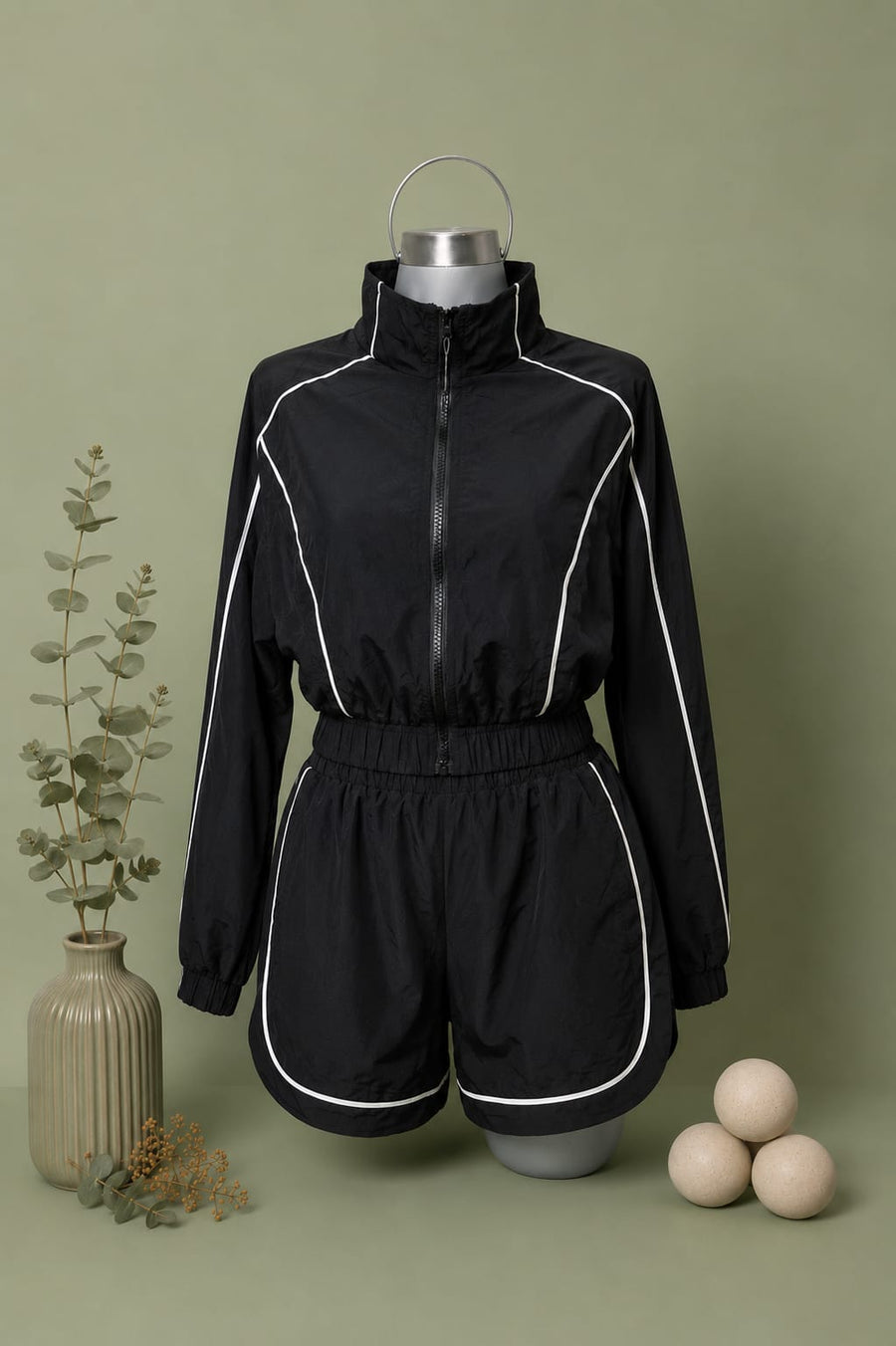 Set Rompevientos Luxury Fit Negro | Chamarra + Short Deportivo + 1 Calcetas de regalo